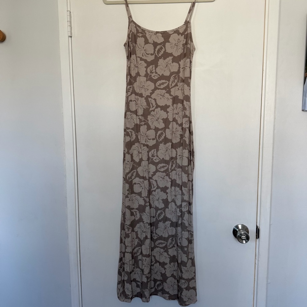 Lexbreezy Puʻuwai Knit Dress